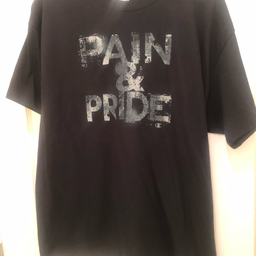 Champion Black and Gray Short Sleeve Tee Distressed Graphic